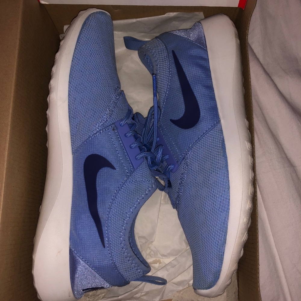 Womens Nike Juvenates